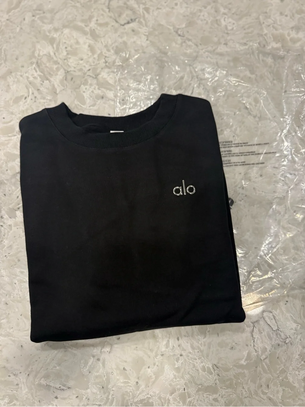ALO Yoga Men’s Black Crewneck Sweatshirt with Contrast Logo